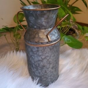 Galvenston Tin Farm House Style